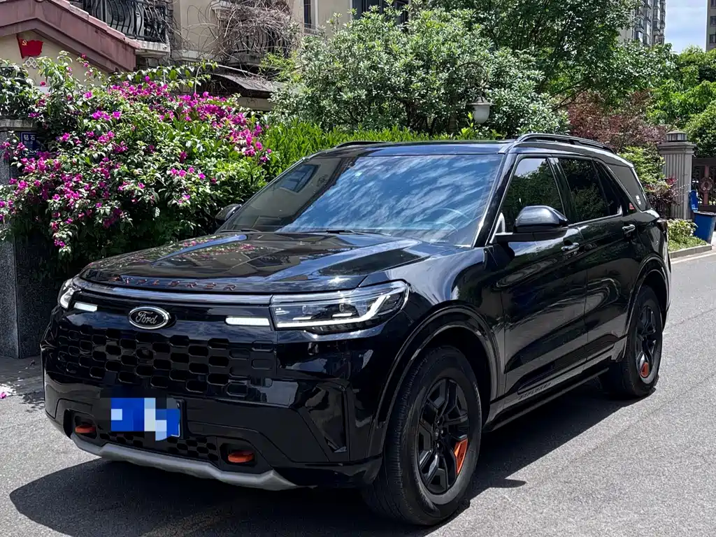 Ford Explorer 2023 EcoBoost 285 Kunlun Summit Edition 7-Seat