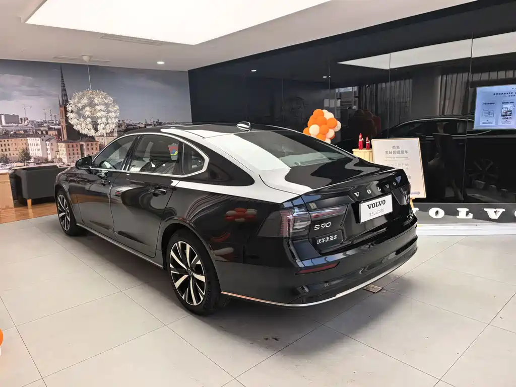 Volvo S90 2026 B5 Inscription