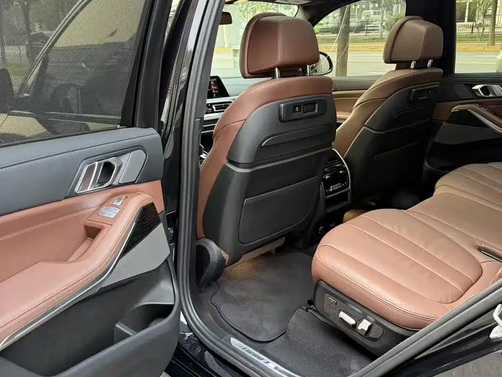 BMW X7 2020 xDrive40i Individual Limited Edition M Sport Package