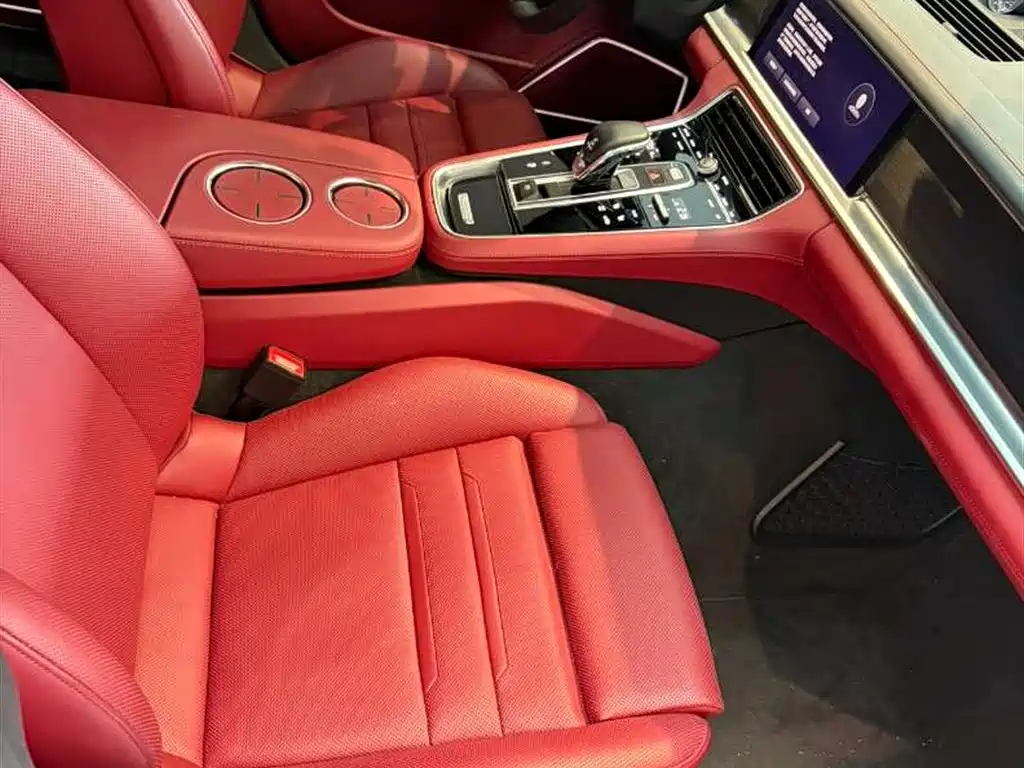 Porsche Panamera 2023 2.9T