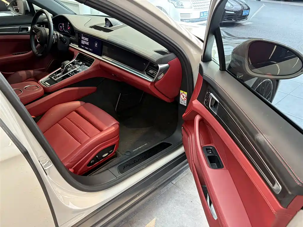 Porsche Panamera 2023 2.9T