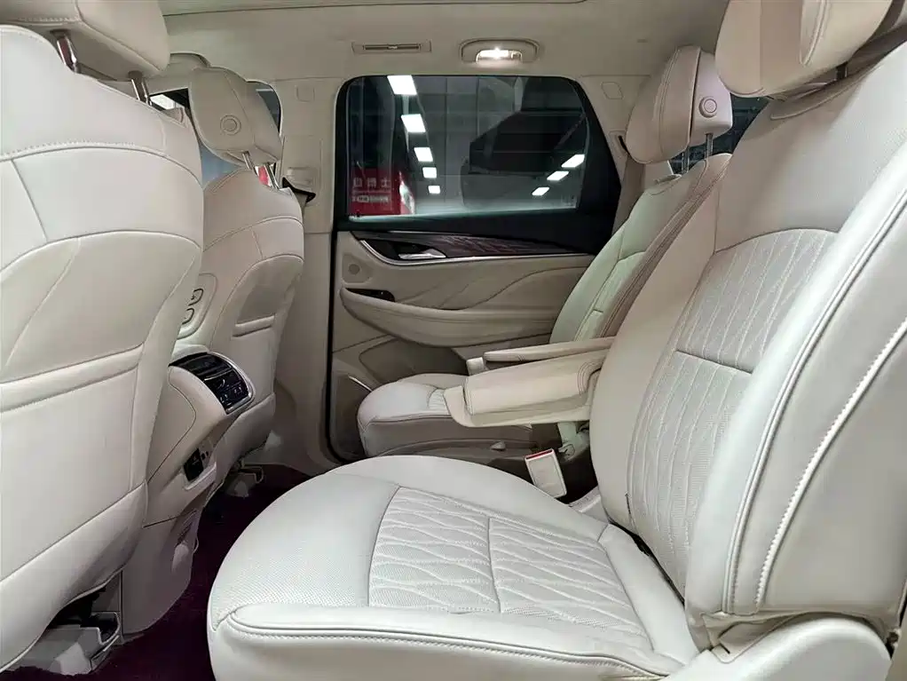 Buick Enclave Avenir