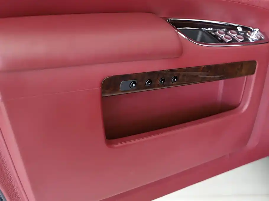 Rolls-Royce Ghost 2010 6.6T