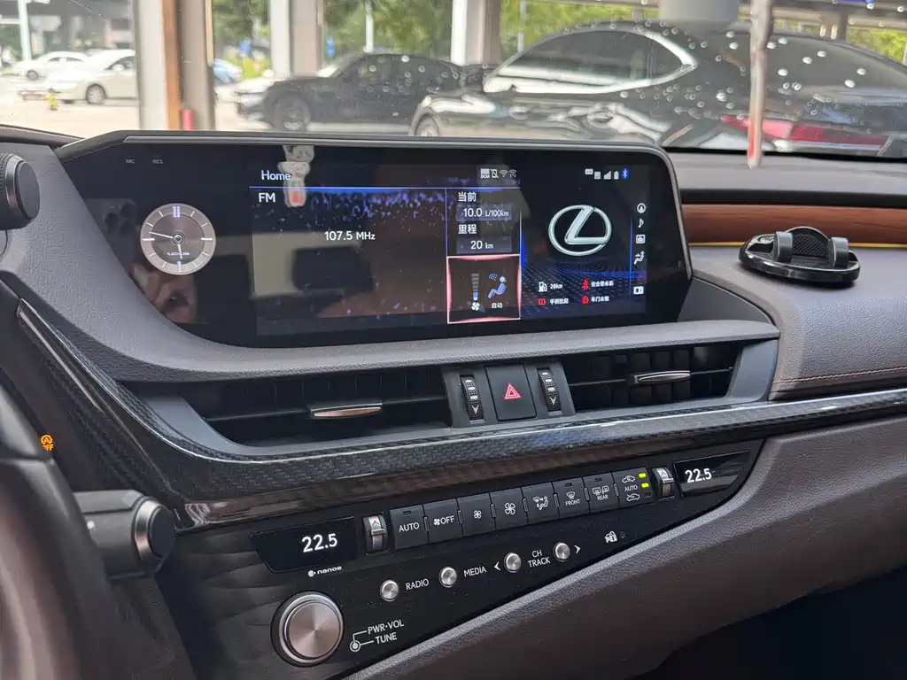 Lexus ES 2021 200 Excellence Edition