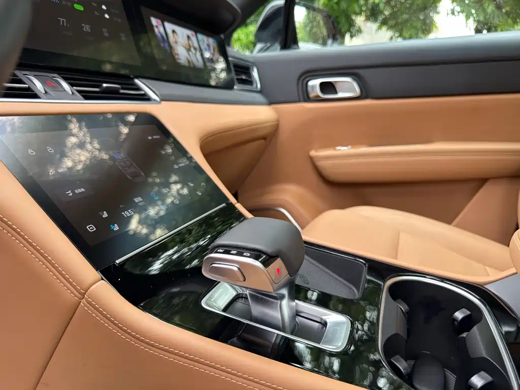 Li Auto ONE 2021 Extended-Range 6-Seater