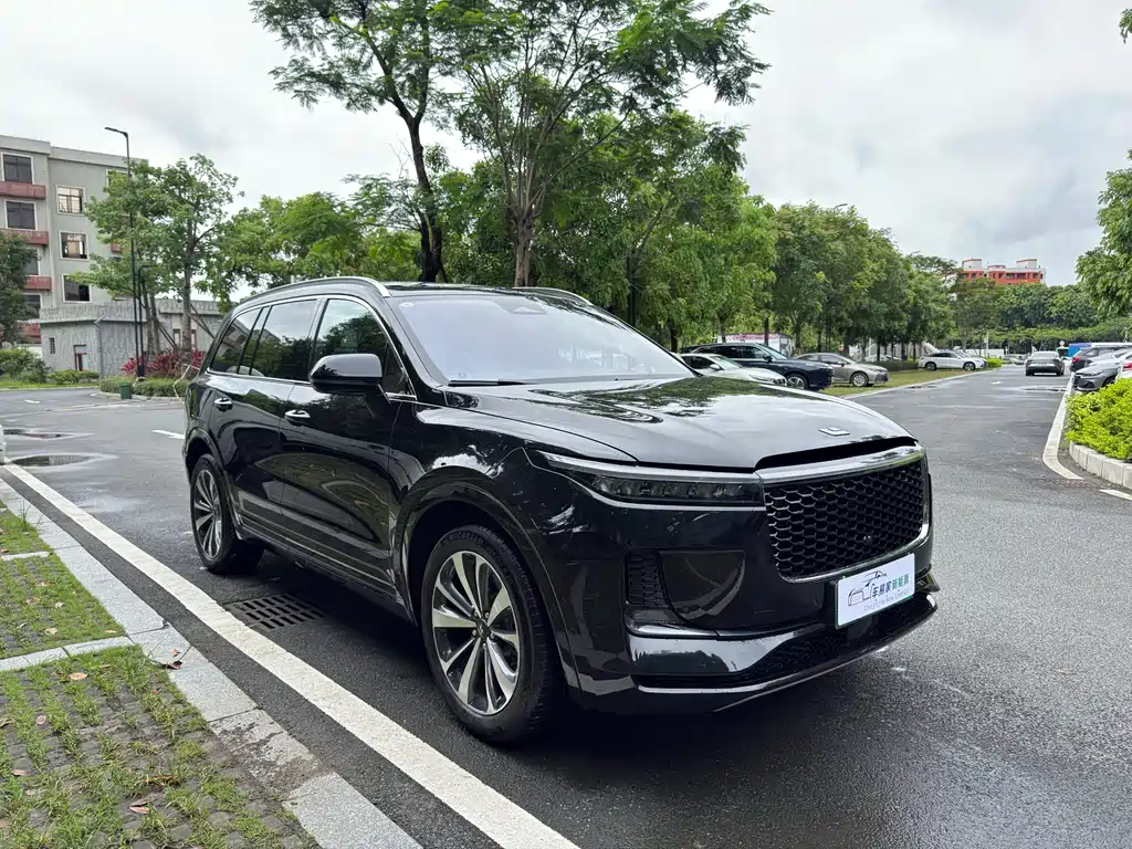 Li Auto ONE 2021 Extended-Range 6-Seater