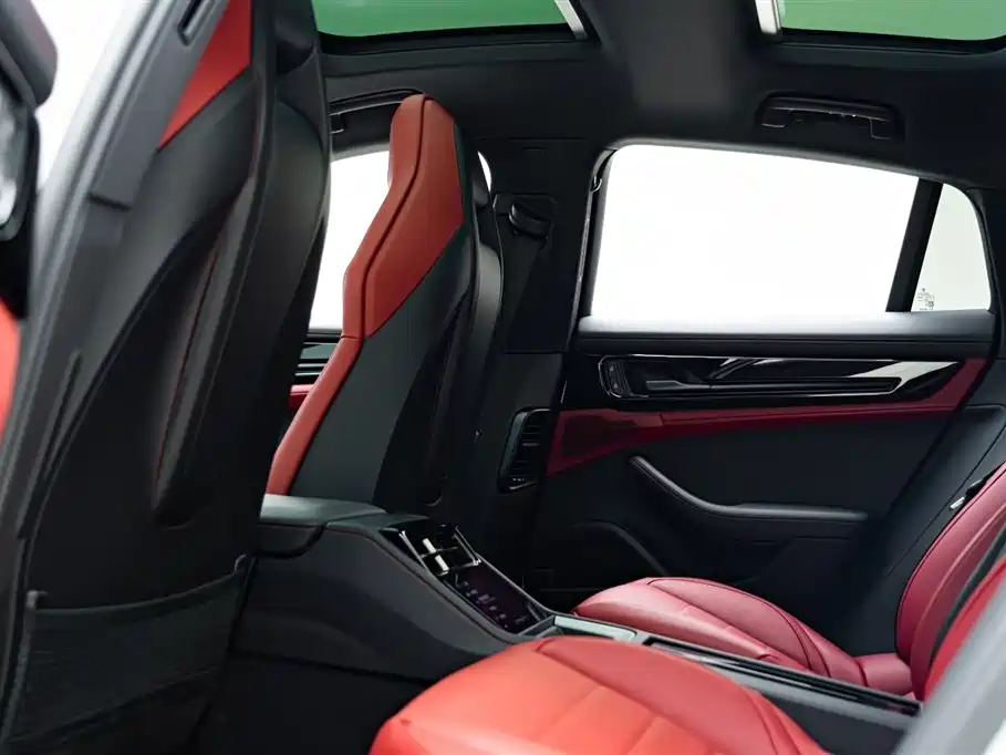 2024 Porsche Panamera 2.9T