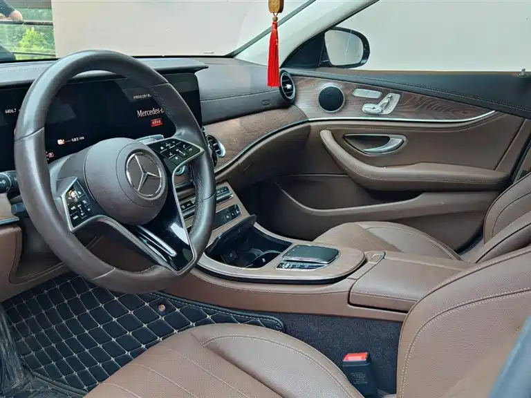 Mercedes-Benz E-Class E 350 e Plug-in Hybrid Sedan