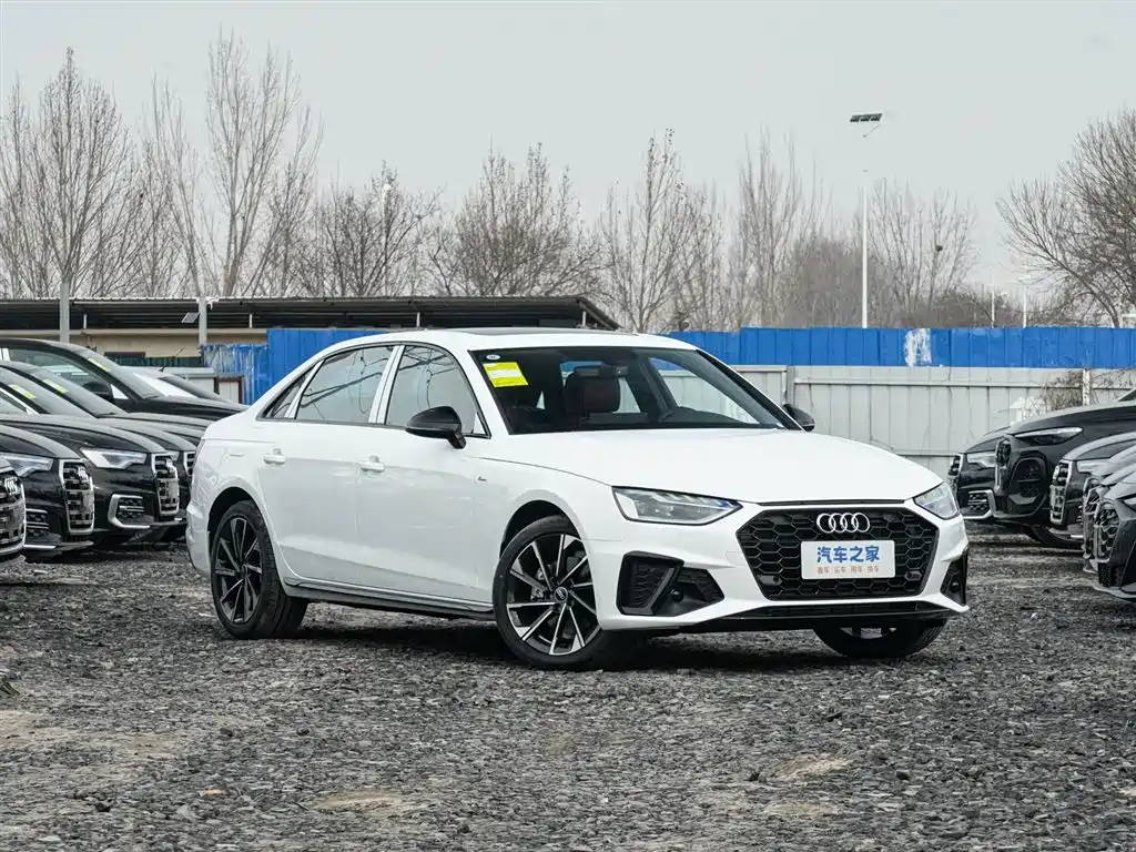 Audi A4L 2025 2 Million Edition 40 TFSI Luxury Dynamic B&O Star Night Edition