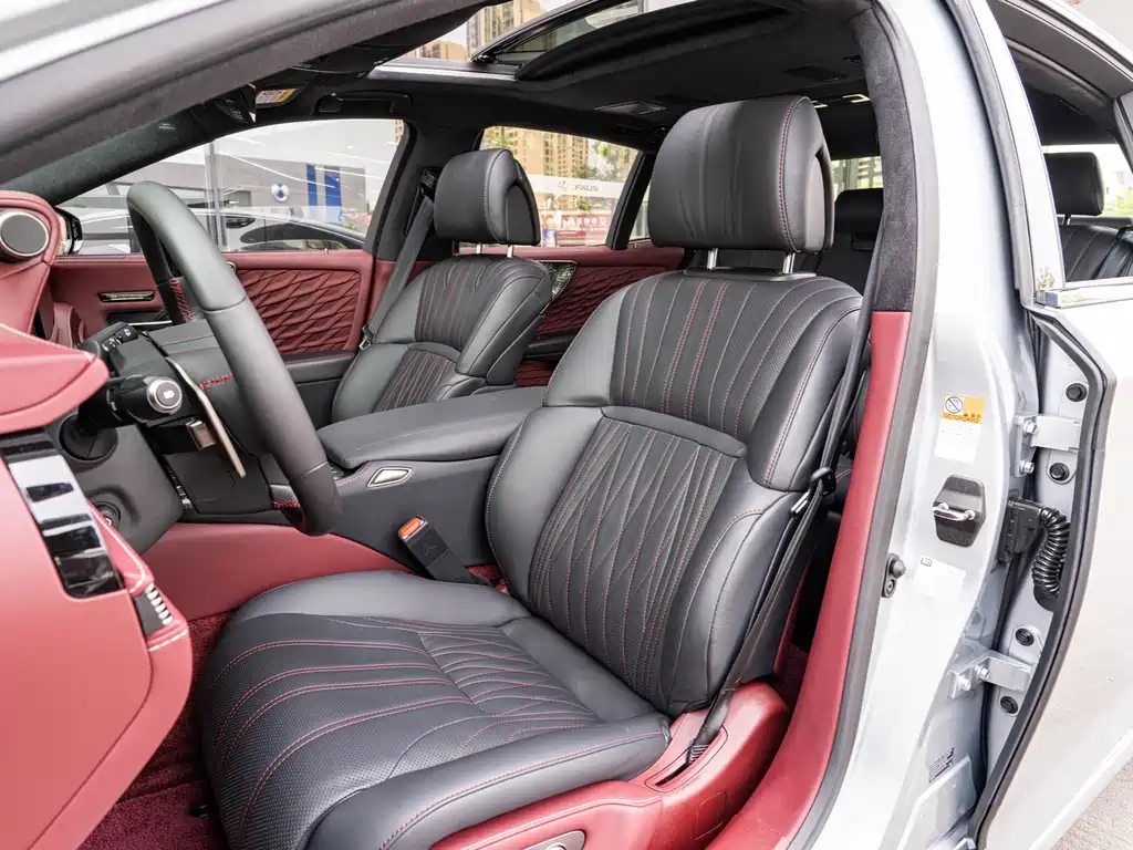 Lexus LS 500h Executive Edition 2021