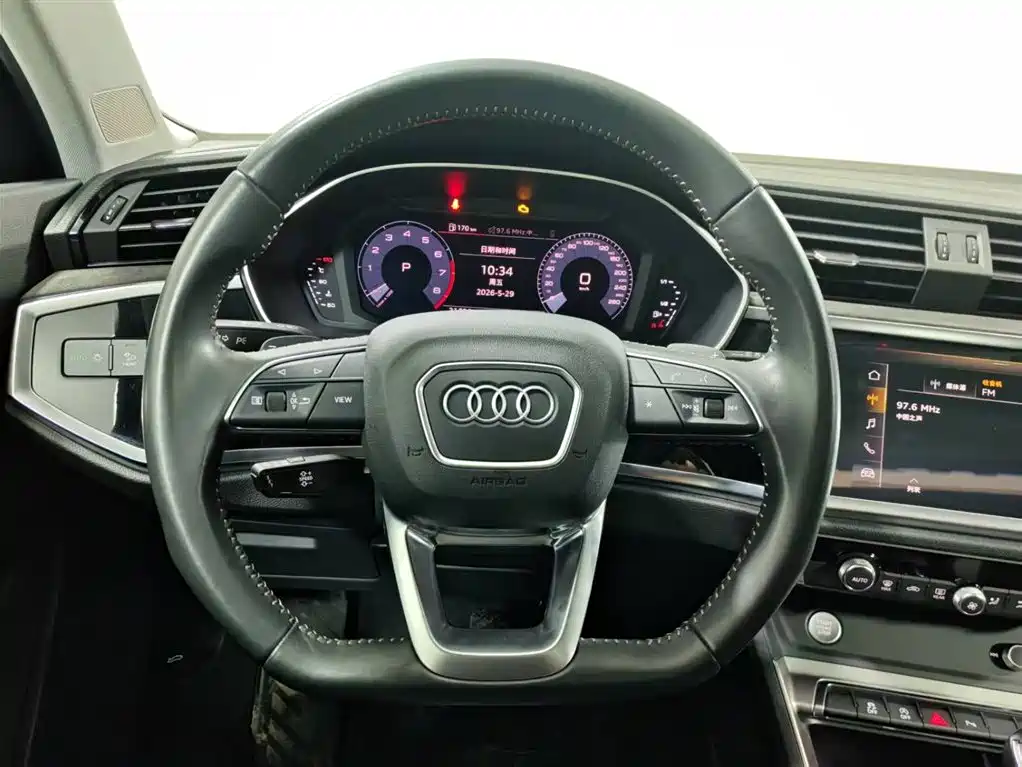 Audi Q3 2019 35 TFSI S Line