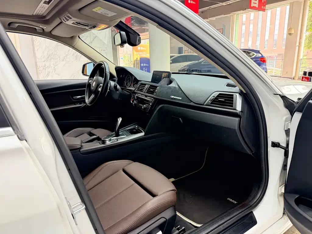 BMW 3 Series 2019 320Li Fashion