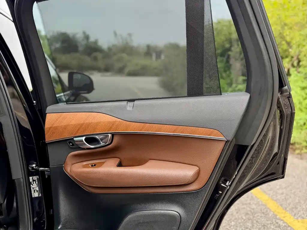 Volvo XC90 2022 B6 Momentum 7-seater