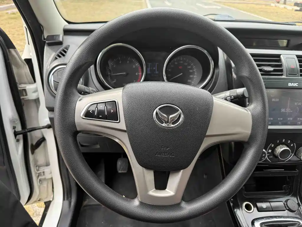 BAIC Huansu S3 2014 1.5L Comfort China IV