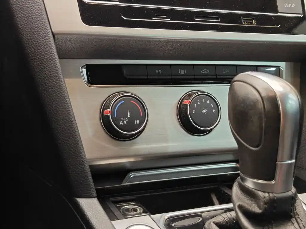 Magotan 2019 280TSI DSG Comfort Edition China VI