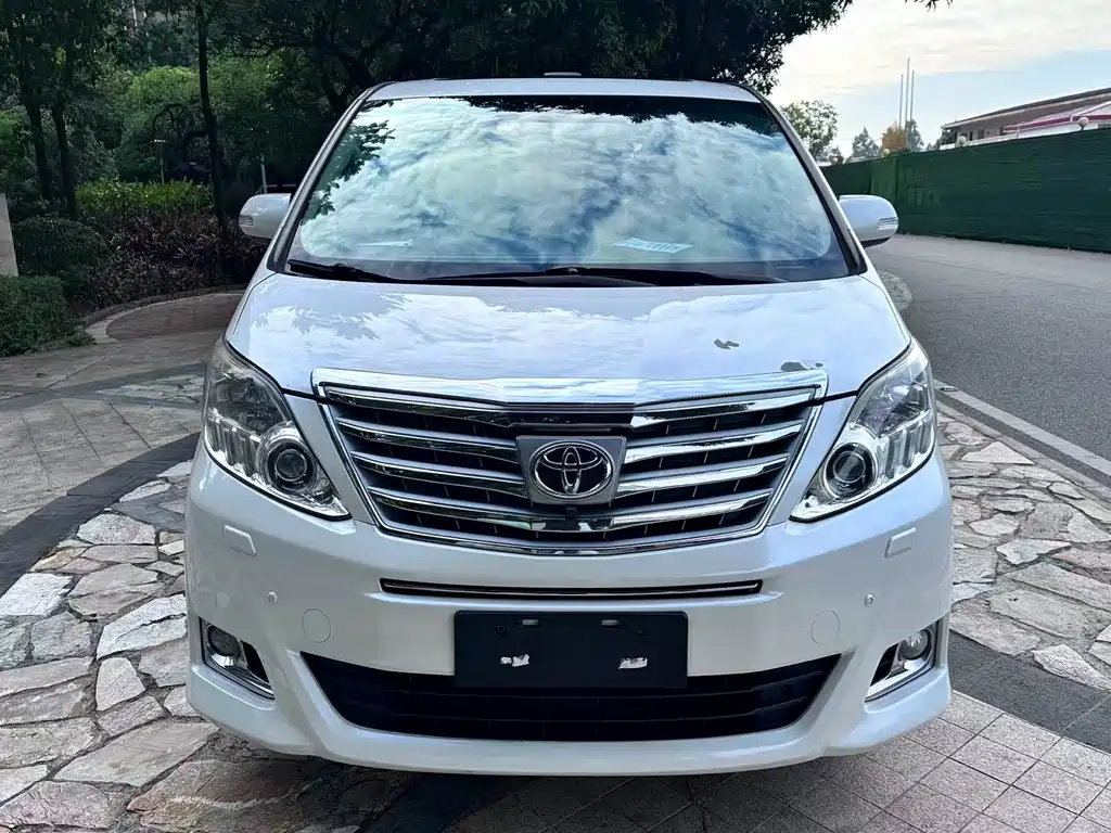 Alphard 2012 2.4L Luxury Edition