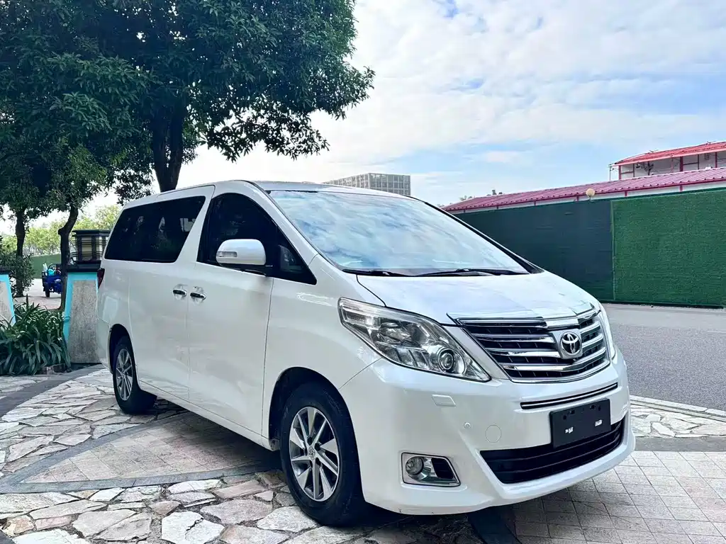 Alphard 2012 2.4L Luxury Edition