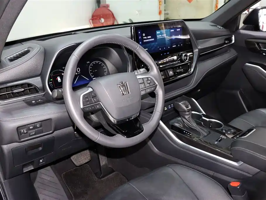 Toyota Crown Kluger 2022 2.5L HEV AWD Premium