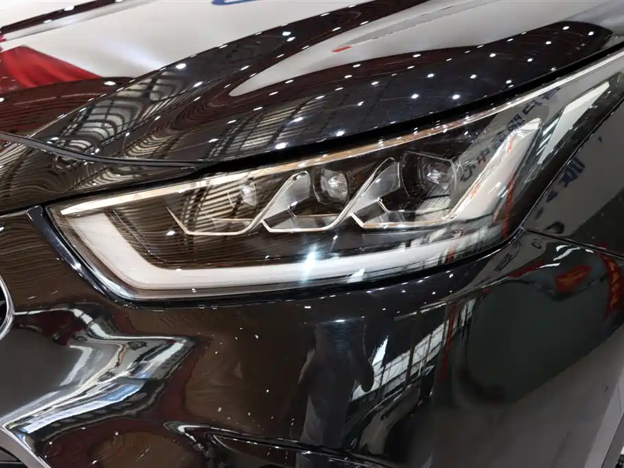 Toyota Crown Kluger 2022 2.5L HEV AWD Premium