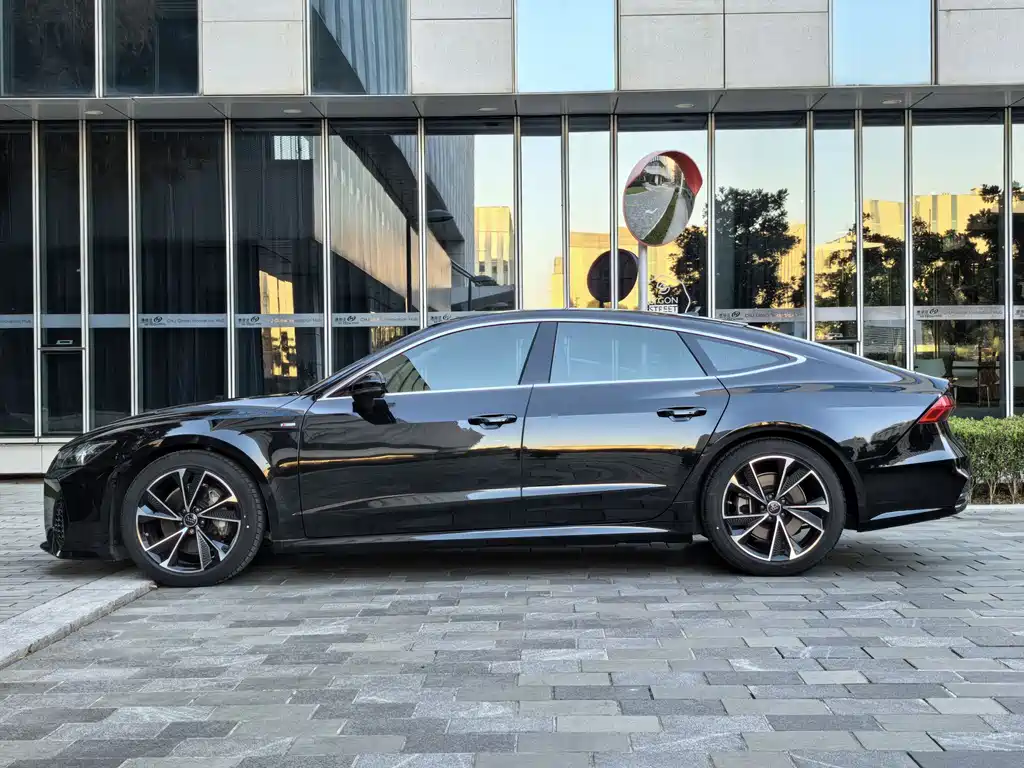 Audi A7 2021 40 TFSI Luxury