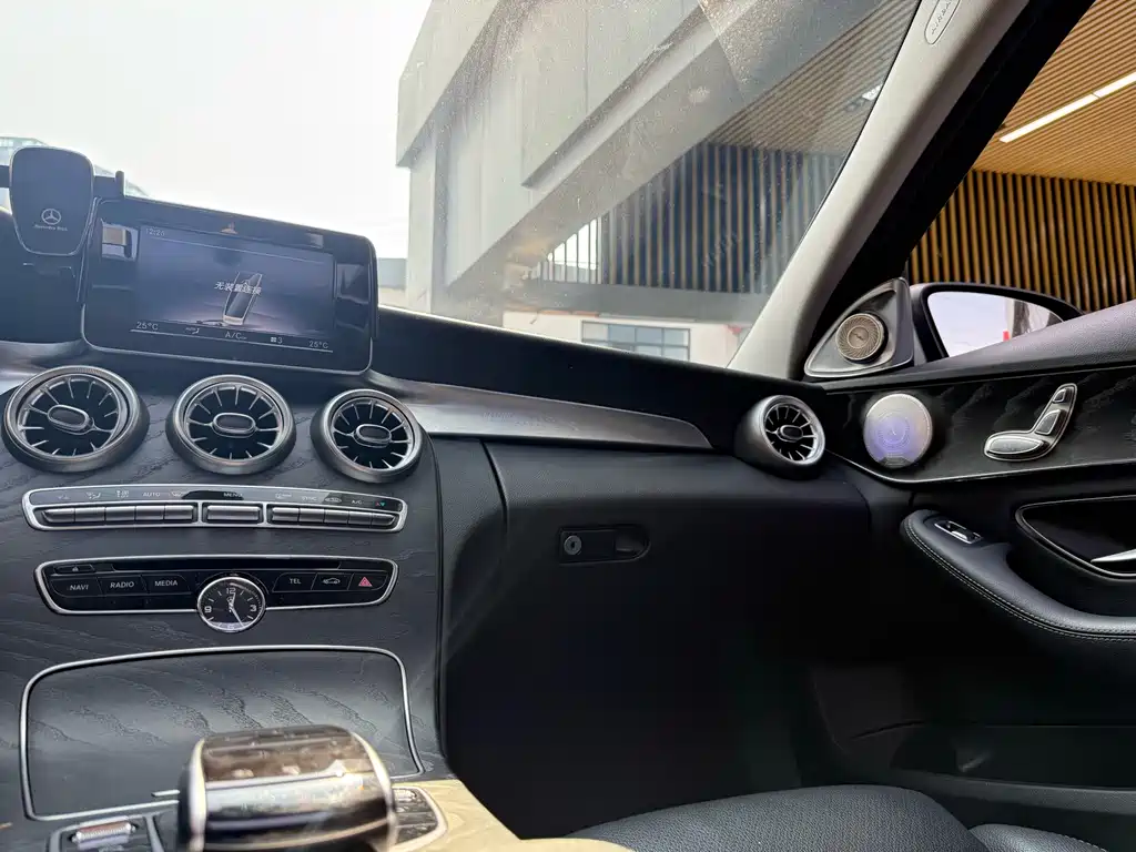 Mercedes-Benz C-Class (Import) 2018 C 200 Estate