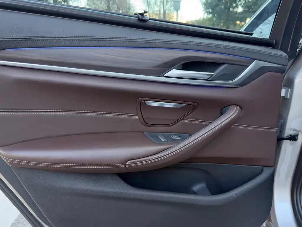 BMW 5 Series 2018 Facelift 530Li Leading Edition Luxury Package