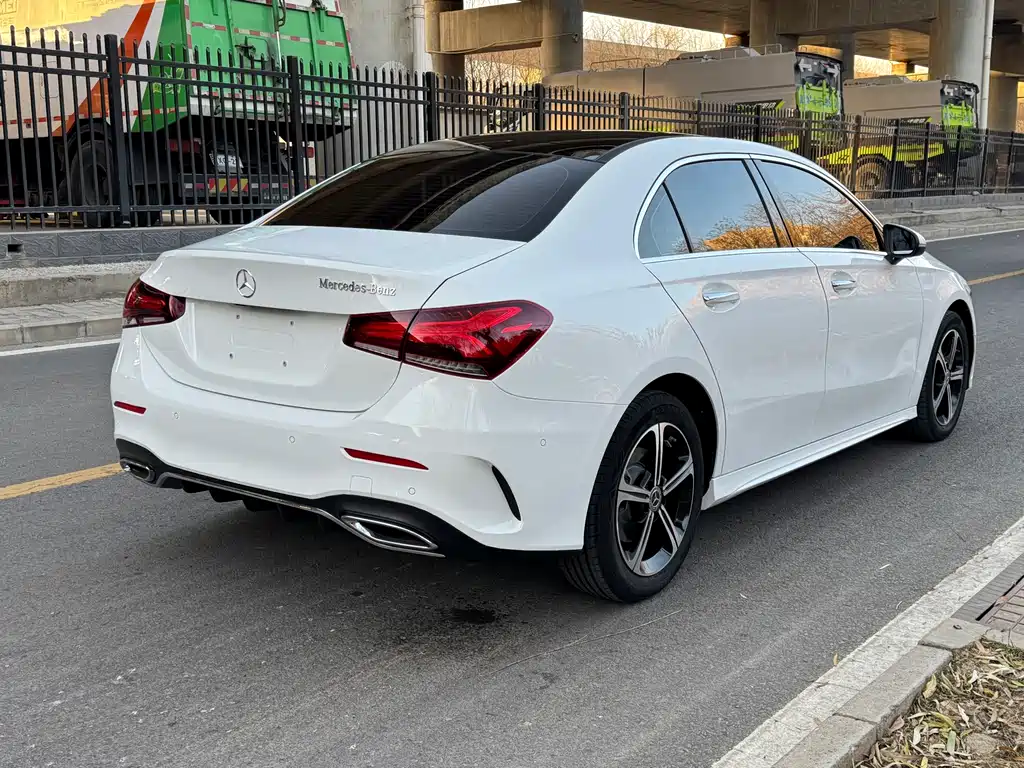 Mercedes-Benz A-Class 2023 A 200 L Fashion Edition