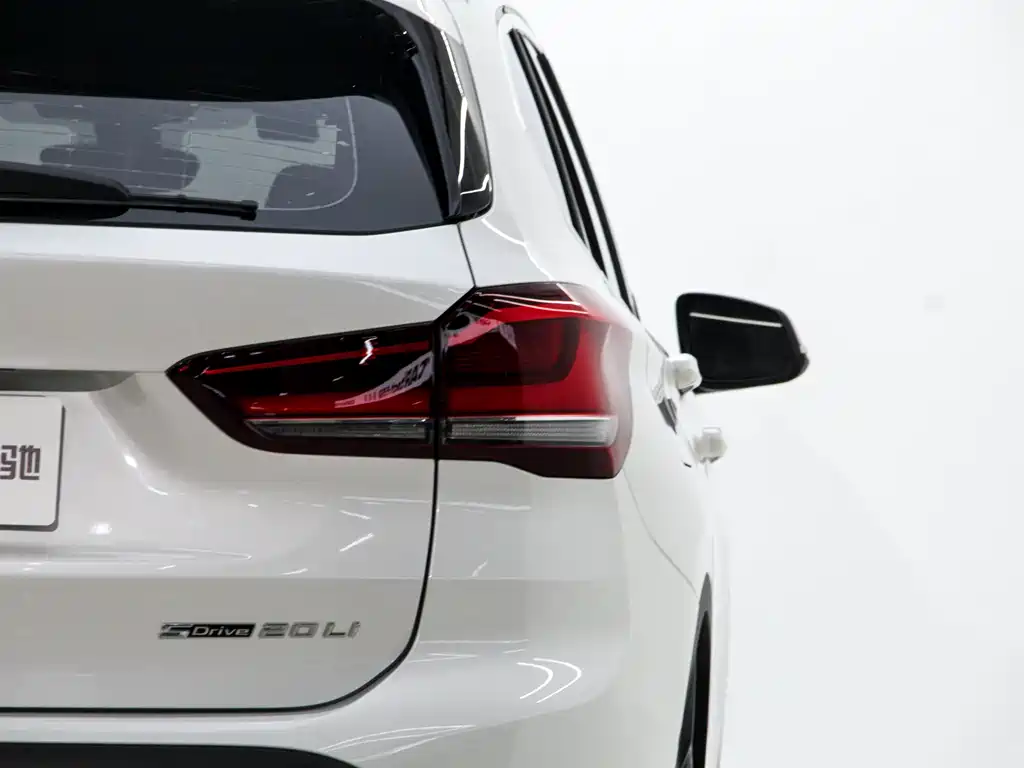 BMW X1 2021 sDrive20Li Premium Edition