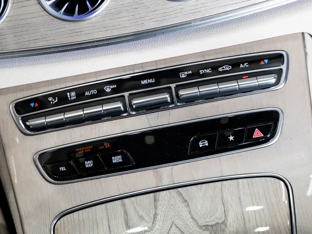 Mercedes-Benz E-Class E 260 Coupe (2023 Facelift)