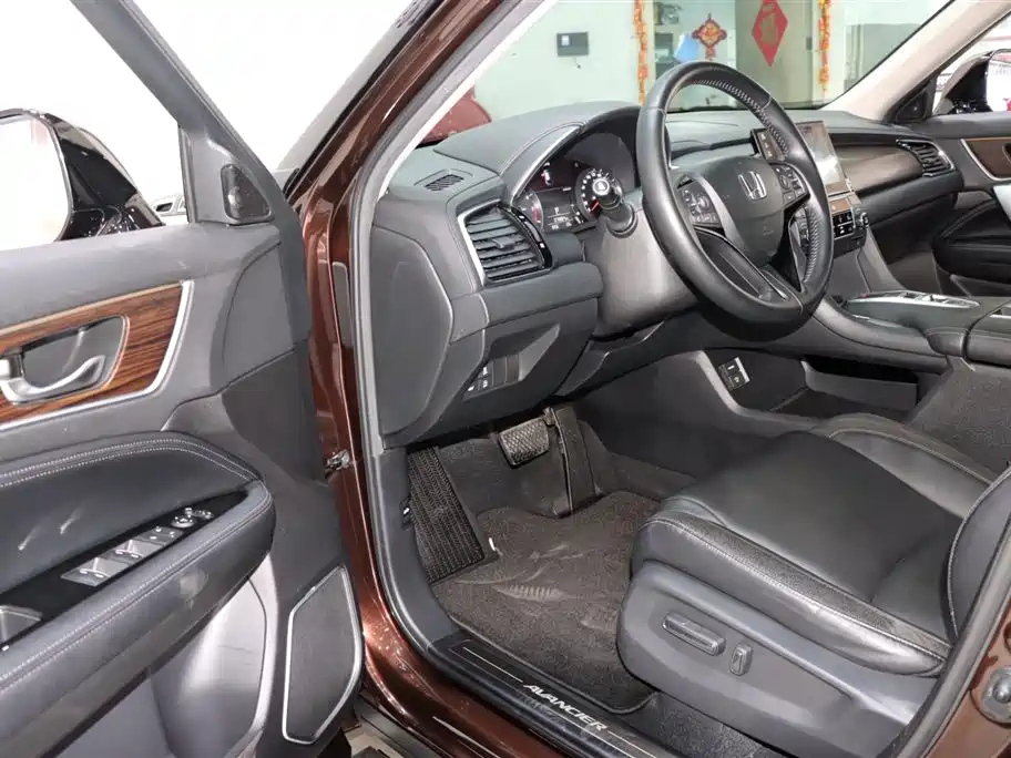 Honda Avancier 2017 370TURBO AWD Premium Edition