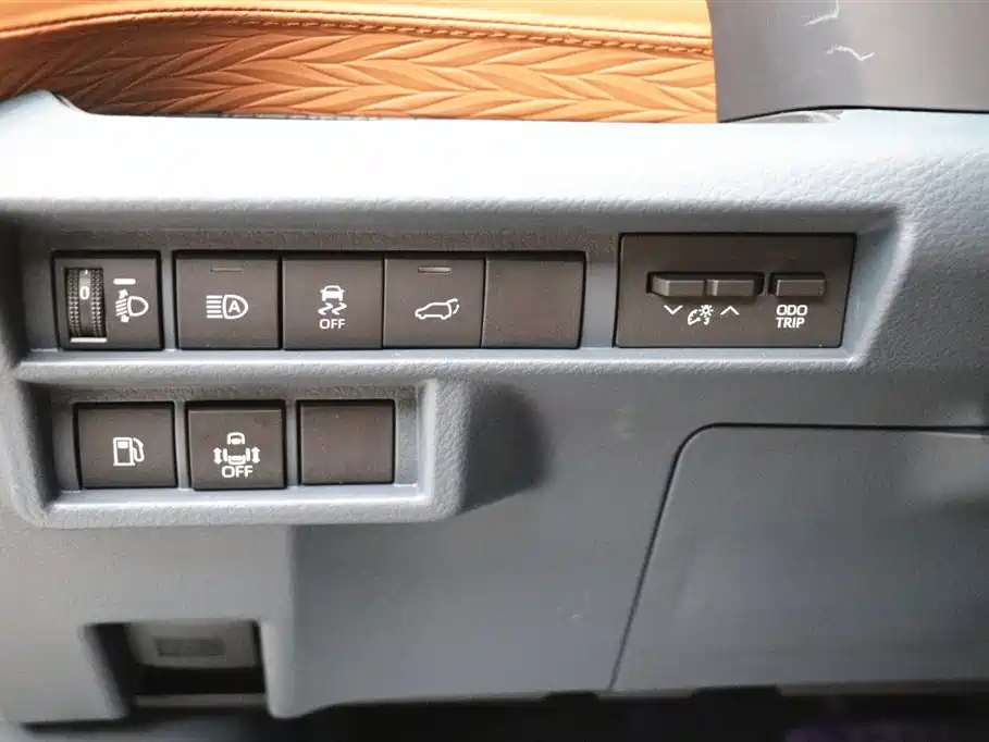 Lorinser Traveler 2026 2.5L High Roof Traveler