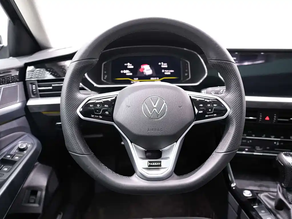 Volkswagen Passat 2023 Facelift 330TSI Starry Sky Luxury Edition