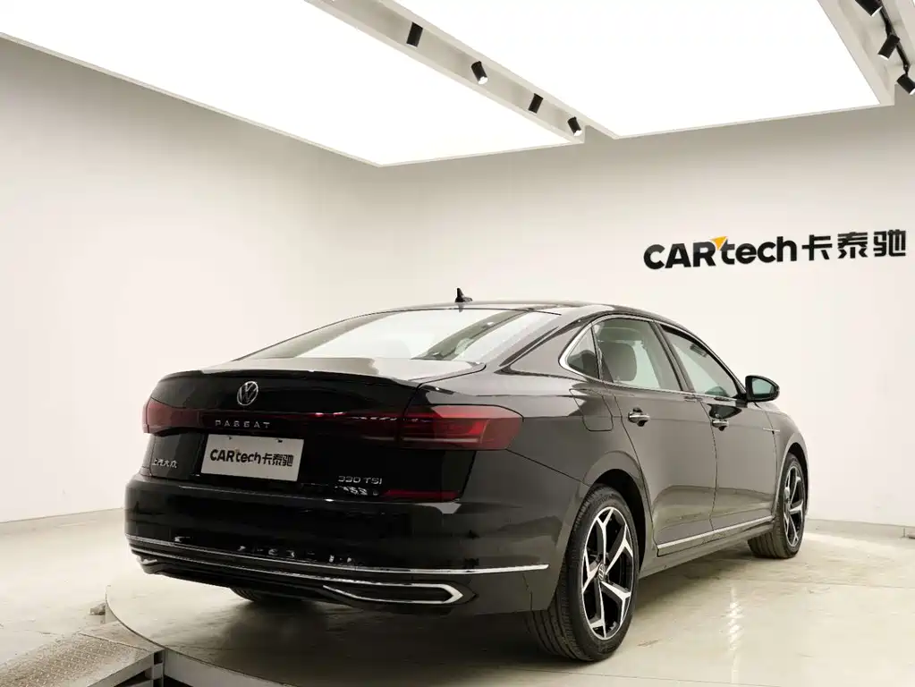 Volkswagen Passat 2023 Facelift 330TSI Starry Sky Luxury Edition