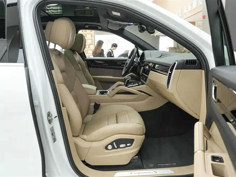 Porsche Cayenne S 2.9T (2020)