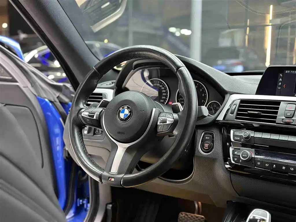 BMW 3 Series GT 2018 320i M Sport