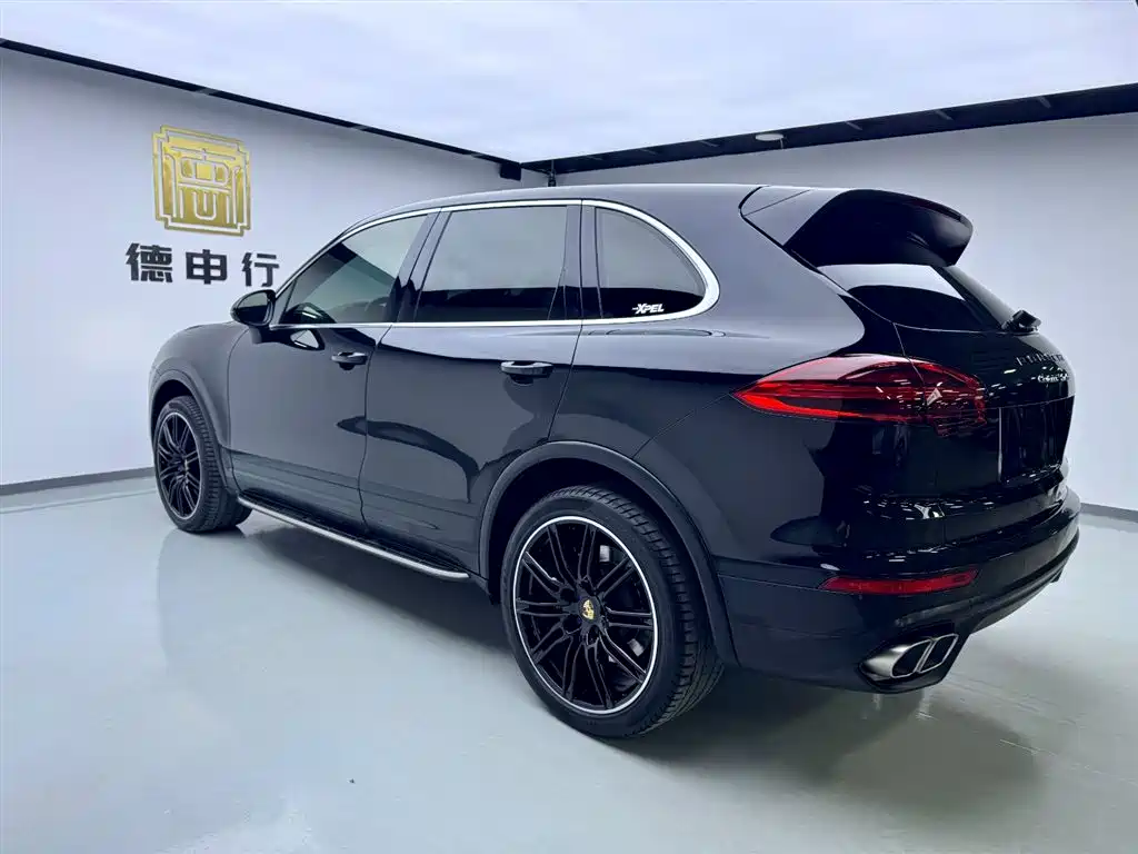 Cayenne 2015 Cayenne Turbo 4.8T