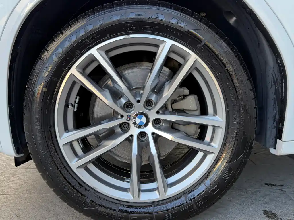 BMW X3 2018 xDrive30i Leading Edition M Sport Package China V