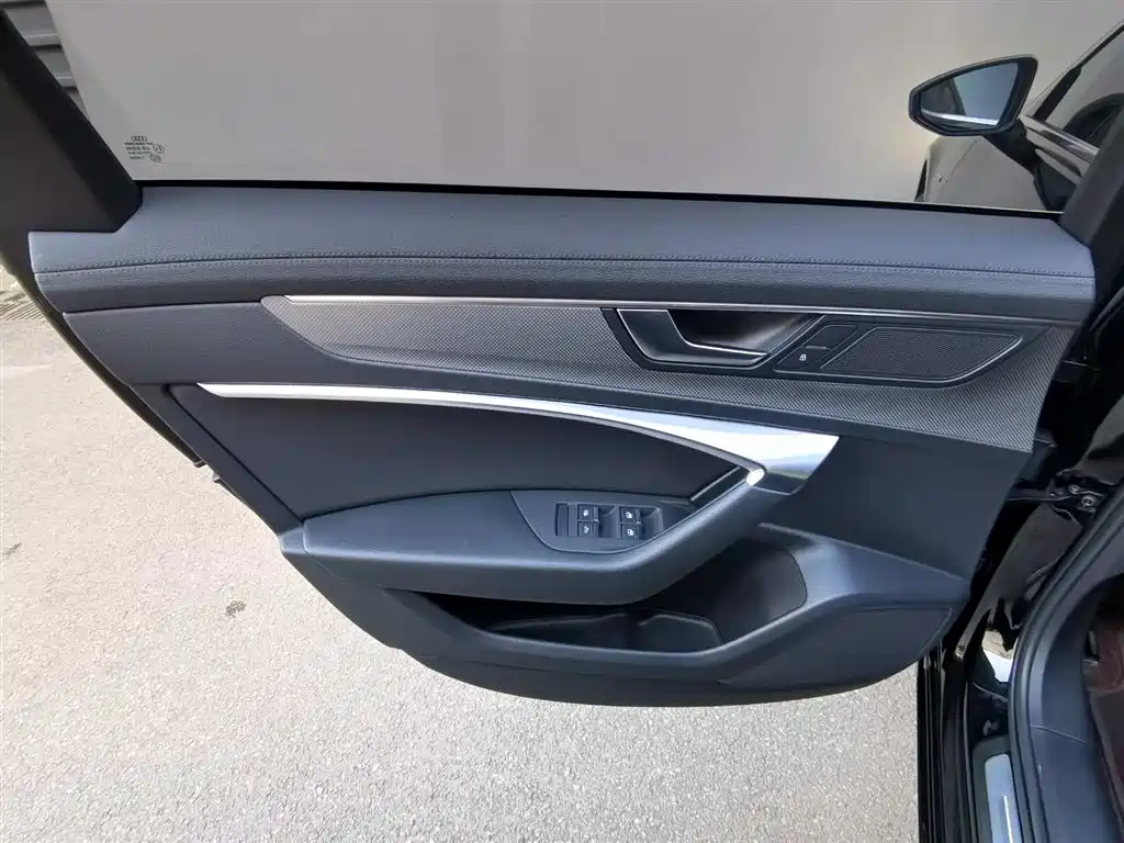 Audi A6L 2022 45 TFSI quattro Select Dynamic