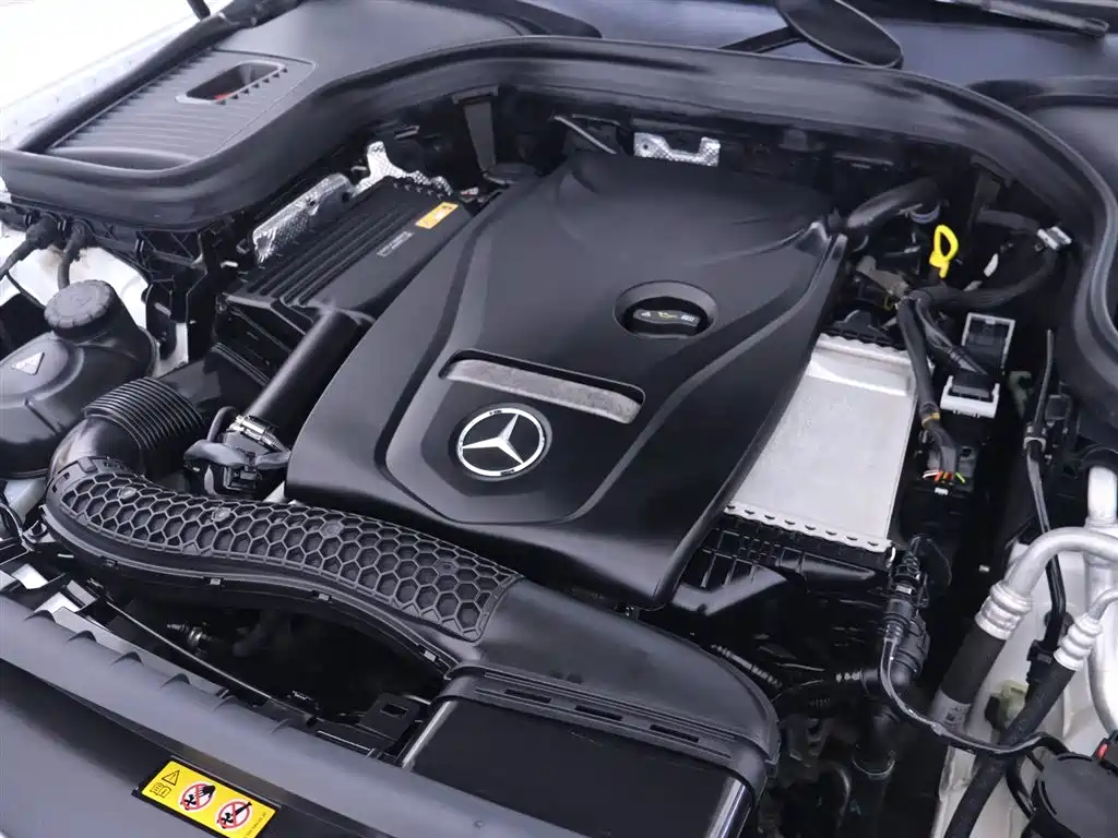 Mercedes-Benz GLC 300 4MATIC Dynamic 2017