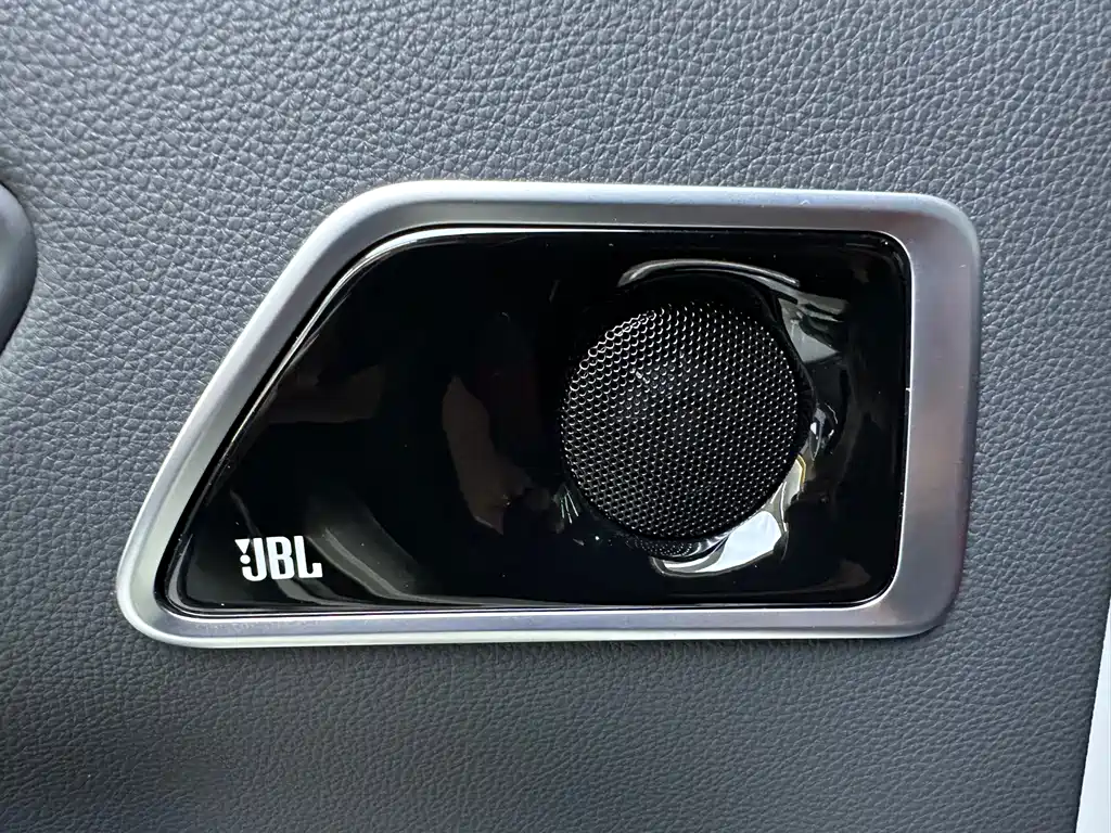 Land Cruiser LC300 2023 3.5T VX-R