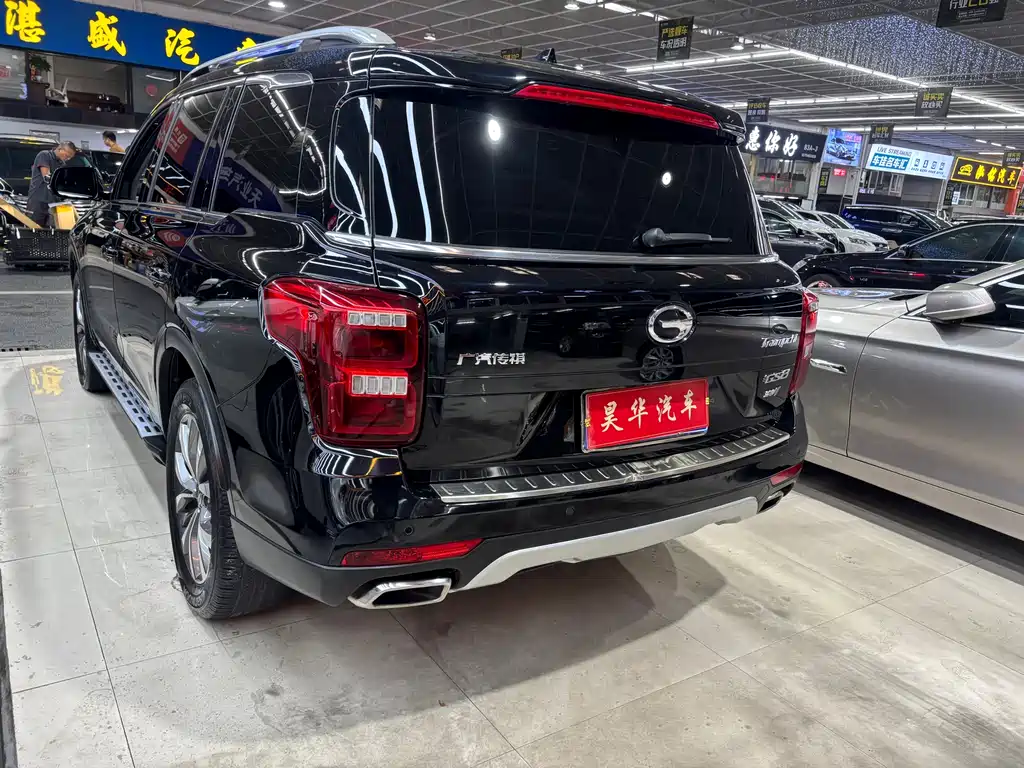 GAC Trumpchi GS8 2017 320T 2WD Luxury Smart Connect Edition (7-Seater)