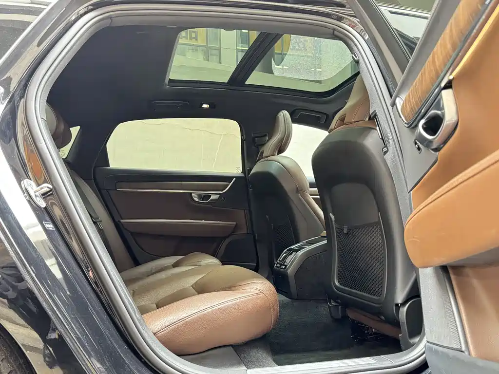 Volvo S90 2024 B5 Inscription