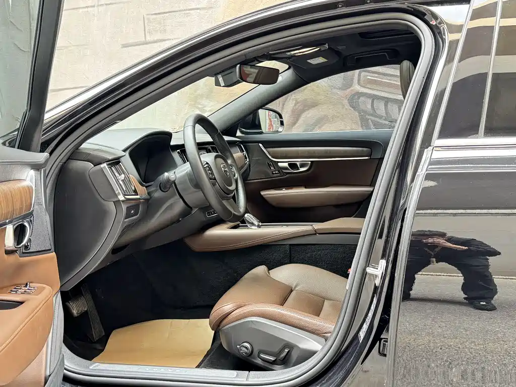 Volvo S90 2024 B5 Inscription