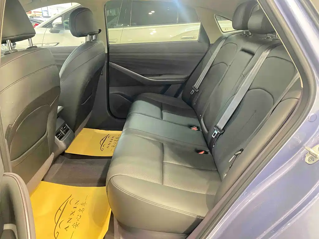 Nissan N6 2026 180 Max