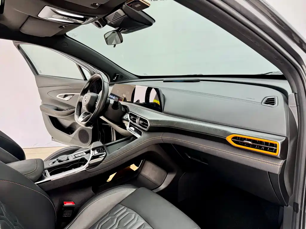 Changan UNI-T 2022 2.0T Premium