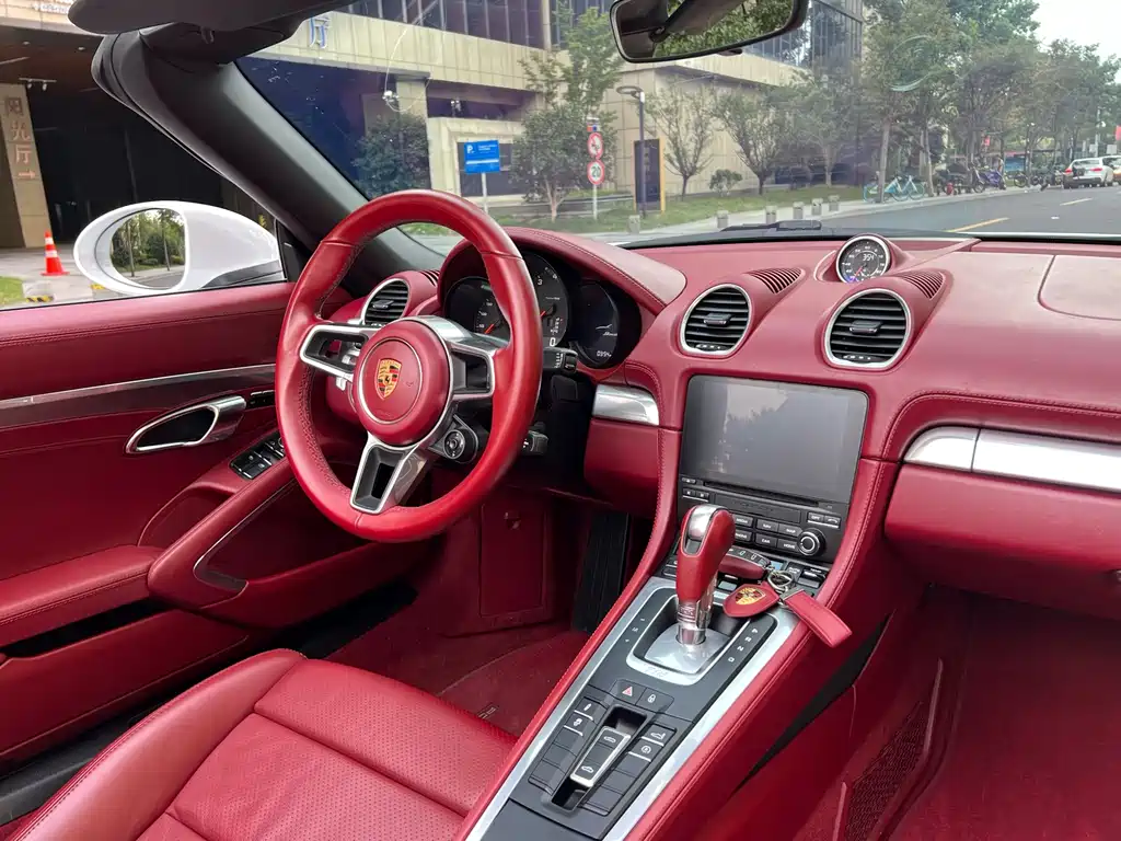 Porsche 718 Boxster 2.0T
