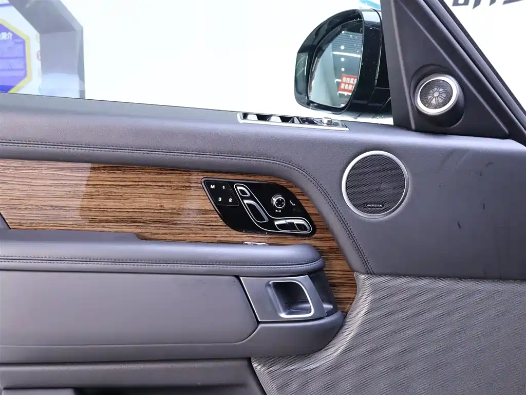 Range Rover 2019 3.0 Supercharged V6 Long Wheelbase