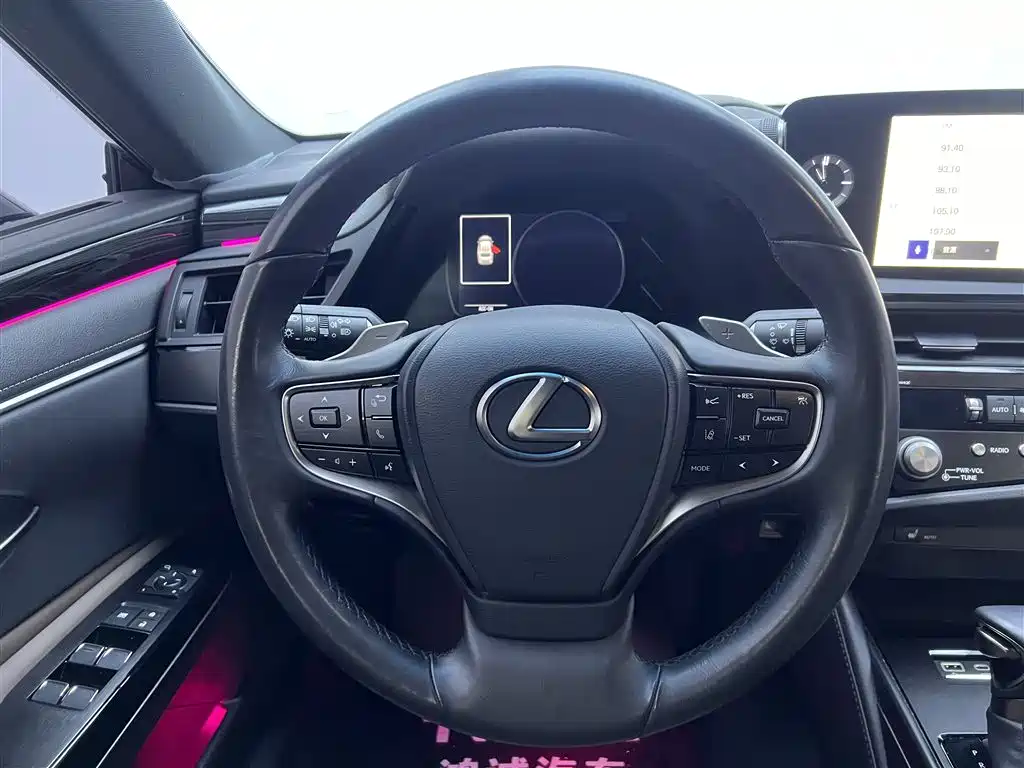 Lexus ES 2022 200 Excellence Edition