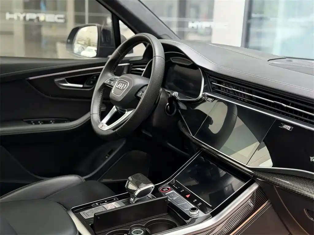 Audi SQ7 2024 4.0 TFSI Dark Knight Edition