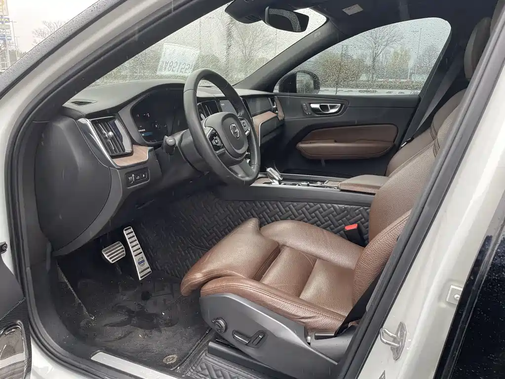 Volvo XC60 Recharge T8 AWD Inscription 2022